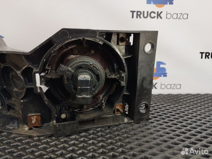 1786692 Фара противотуманная левая Scania 5-series