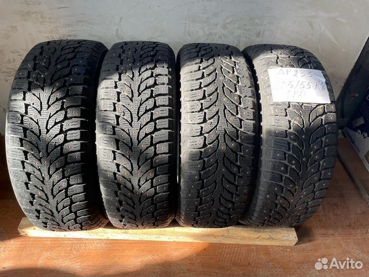 Kumho WinterCraft Ice Wi32 205/55 R16