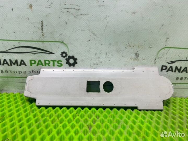 Обшивка стойки центральная Mercedes Benz A W169