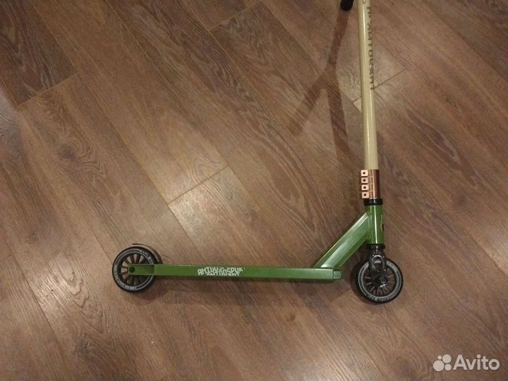 Трюковой самокат