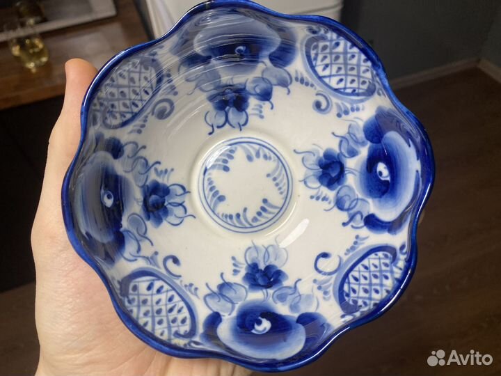 Посуда гжель и зарубежная роспись под гжель