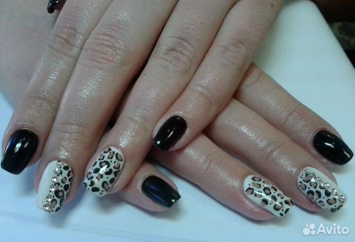 Маникюр, педикюр, коррекция + окраска бровей