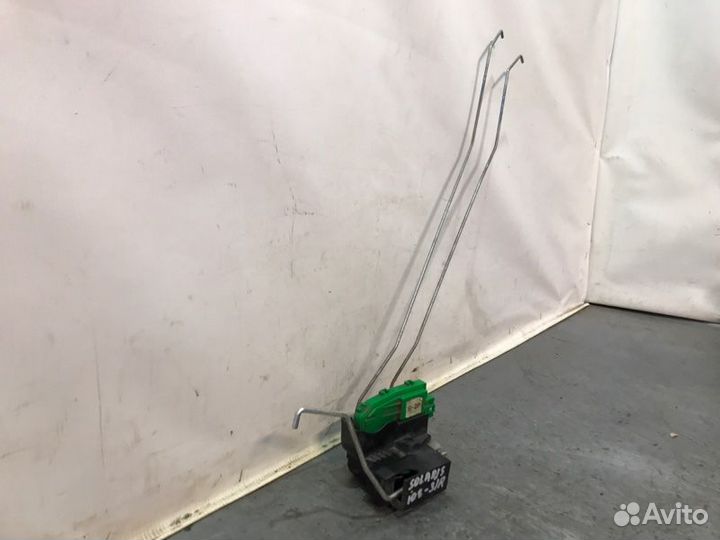 Замок двери задний правый Hyundai Solaris G4FC