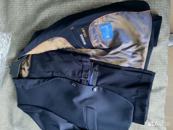 Школьный костюм