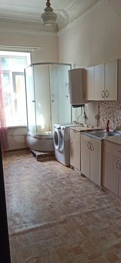 Комната 24 м² в 5-к., 2/2 эт.