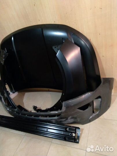 Передняя часть передняя Ford Explorer 5 U502 2020