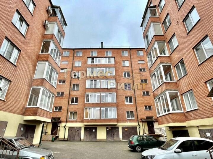 2-к. квартира, 80 м², 5/6 эт.
