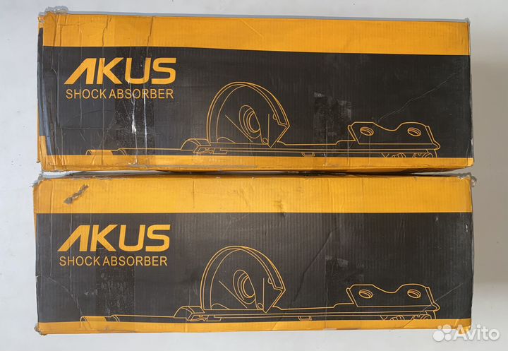 Стойки задние Highlander Kluger V 2WD новые пара