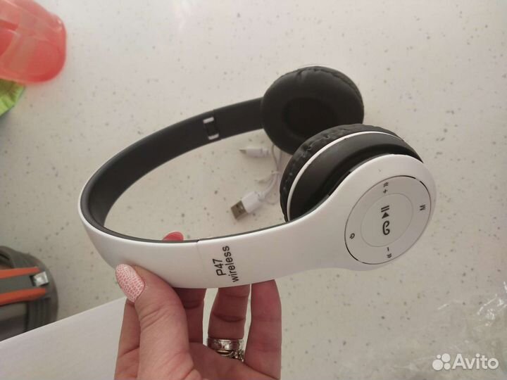 Беспроводные наушники