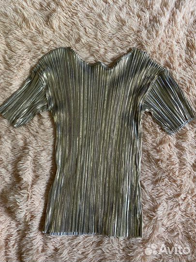 Футболки женские