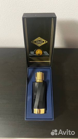 Мужской парфюм Atelier versace santal boise
