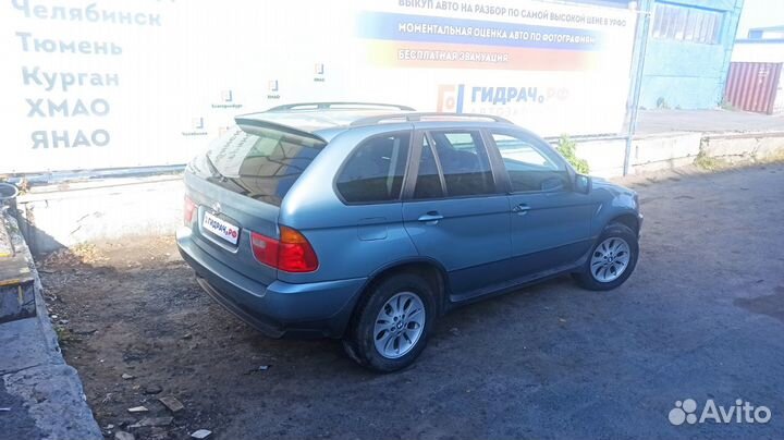 Крышка топливного насоса BMW X5 (E53)