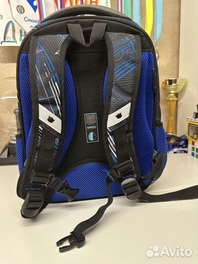 Рюкзак школьный для мальчика ортопедический