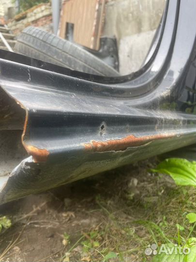 Стойка кузовная центральная левая Volkswagen