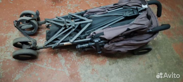 Прогулочная коляска трость бу