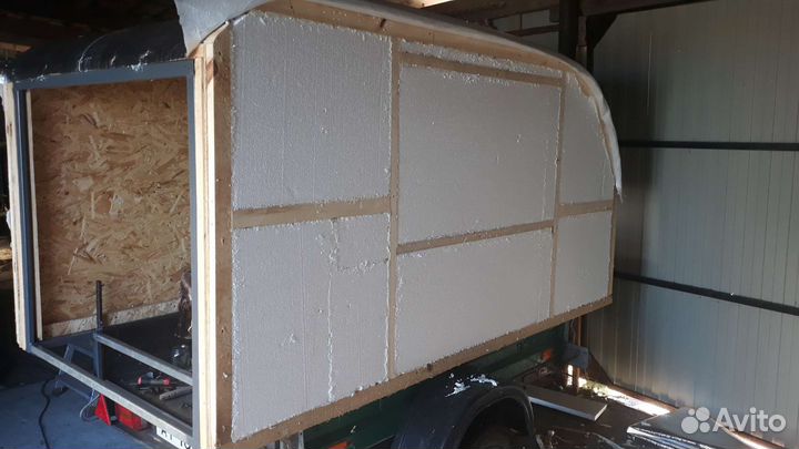 Прицеп,кемпер,дом на колёсах