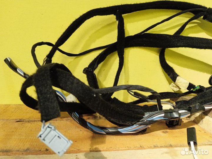 Проводка крышки багажника Renault Scenic 3