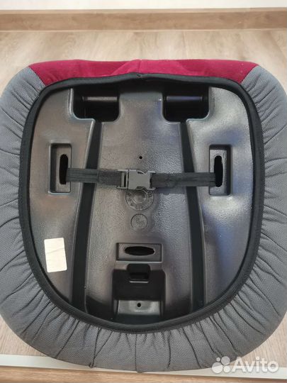 Детское кресло бустер