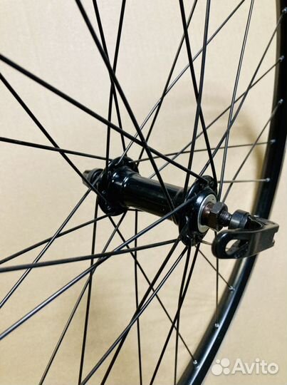Колесо переднее ободной и дисковый тормоз