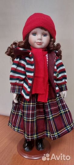 Куклы фарфоровые,коллекционные