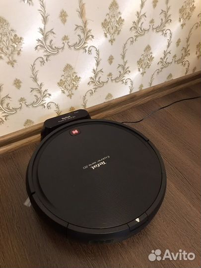 Робот-пылесос Tefal Smart