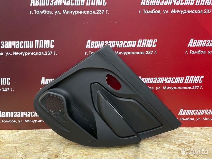 Обшивка боковой двери задняя правая LADA X-Ray