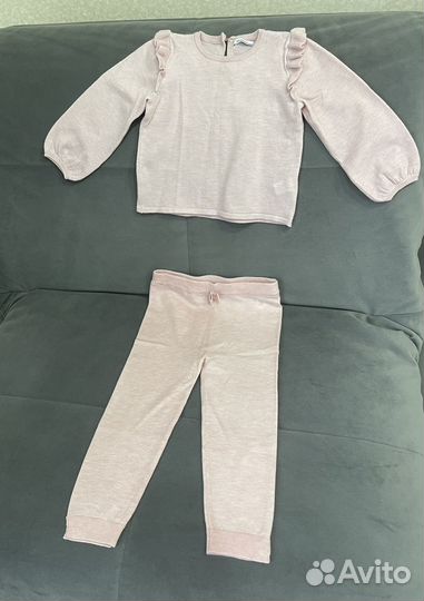 Костюм трикотажный на девочку 104