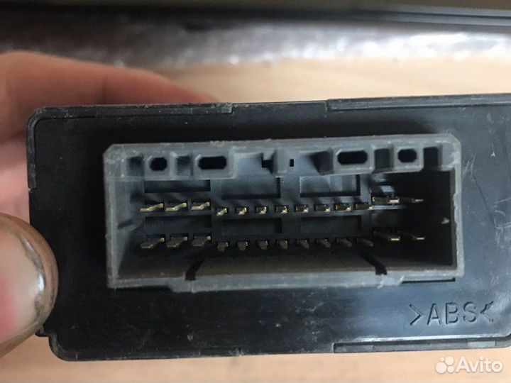 Блок управления иммобилайзером Subaru Forester