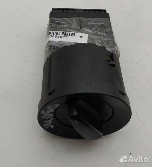 Переключатель света фар Volkswagen Golf