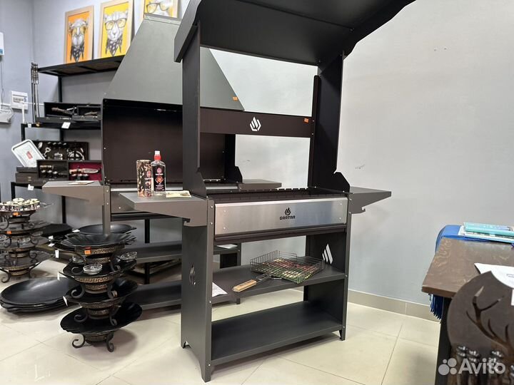 Мангал с крышей