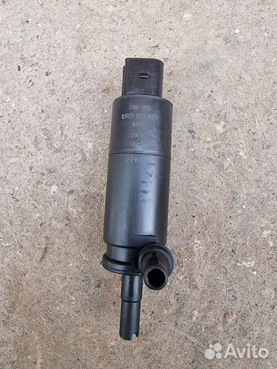 Насос омывателя фары Audi/VW 6R0955681