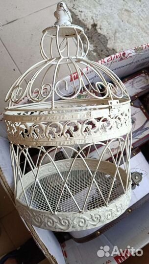 Декоративная этажерки, клетки, чемоданчики