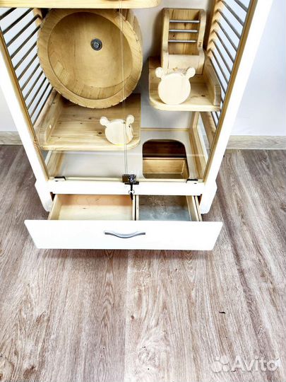 Витрина для шиншилл