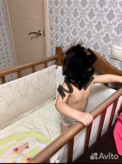Детская кроватка