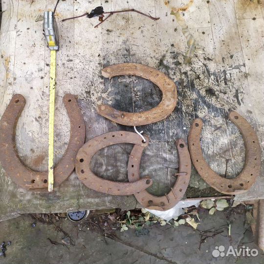 Подковы конские на счастье