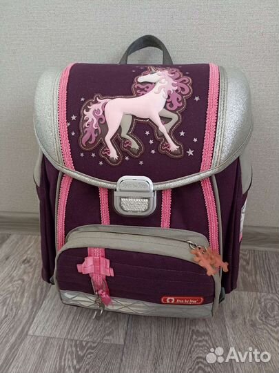 Рюкзак школьный для девочки