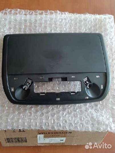 Крышка передней плафона Volkswagen Polo Liftbac