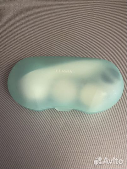 Электрическая щетка для очищения лица