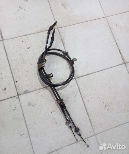 Тросик ручник Hyundai Elantra HD