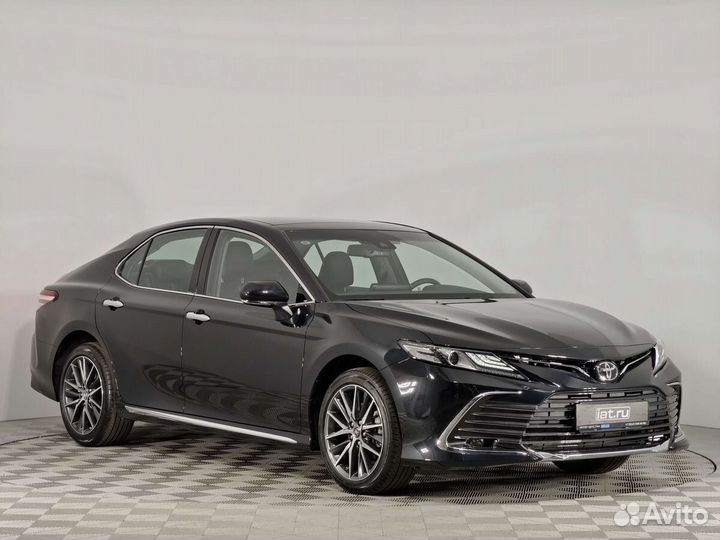 Toyota Camry 2.5 AT, 2023