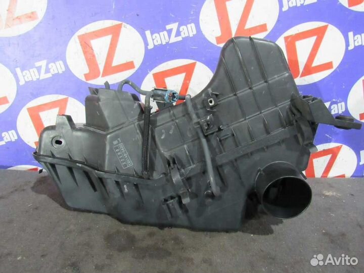 Корпус воздушного фильтра Toyota Celica ZZT230 (19