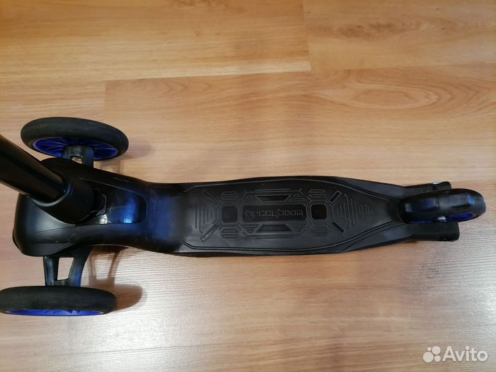 Самокат детский трехколесный