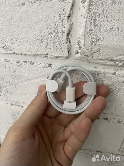 Зарядные кабель Apple Type-C - Lightning