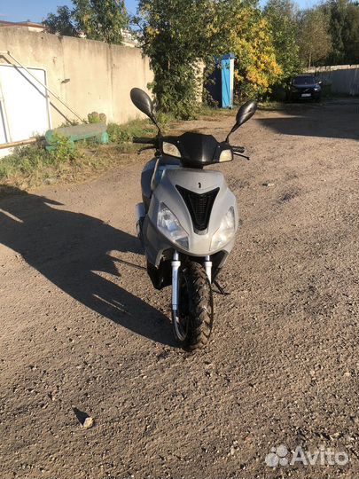 GX Moto F3