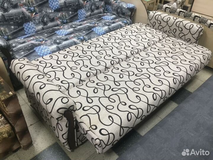 Диван Книжка