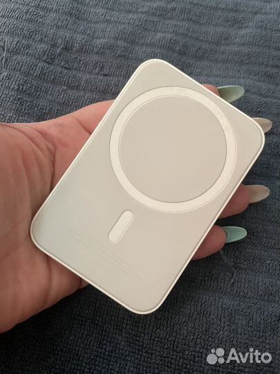 Беспроводная зарядка для iPhone