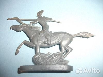 Киндер солдатики - гусар