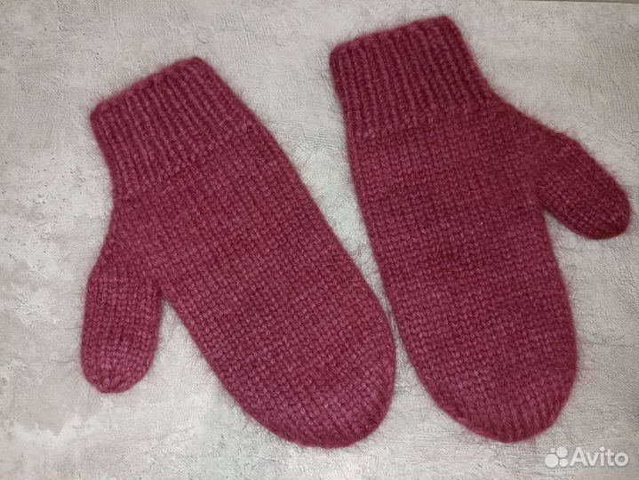 Шапка, снуд (вязаный из пуха норки)