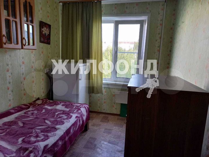 Комната 10,4 м² в 3-к., 5/9 эт.