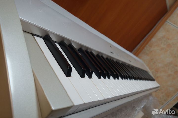 Yamaha p115,45.Kawai perla